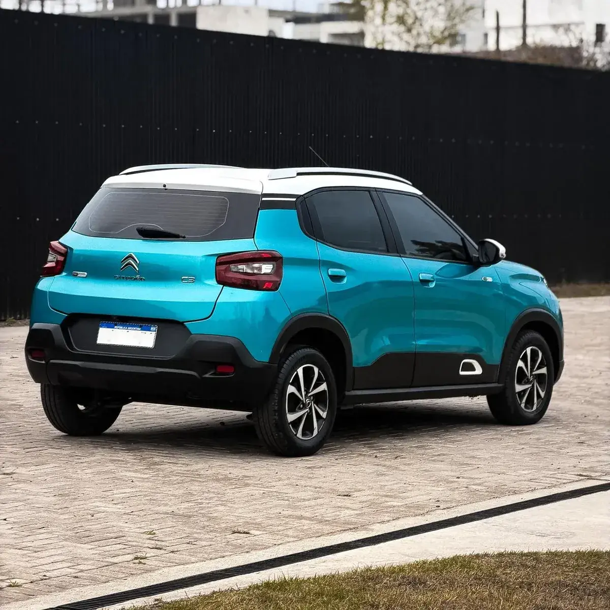 Citroën C3 1.2 Puretech First Edition 2023 - foto 4