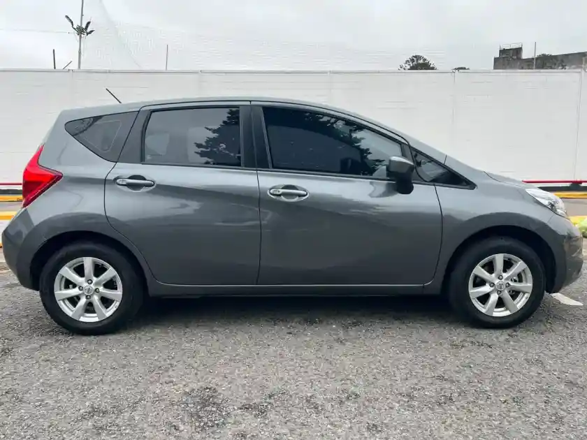 Nissan Note 1.6 Sense 110Cv 2018 - foto 3