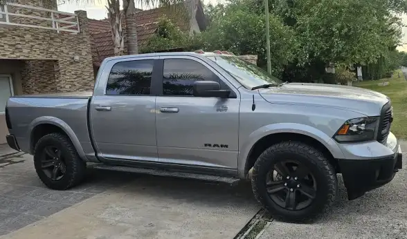 Ram 1500 5.7 Laramie Atx V8 2022 - foto 2