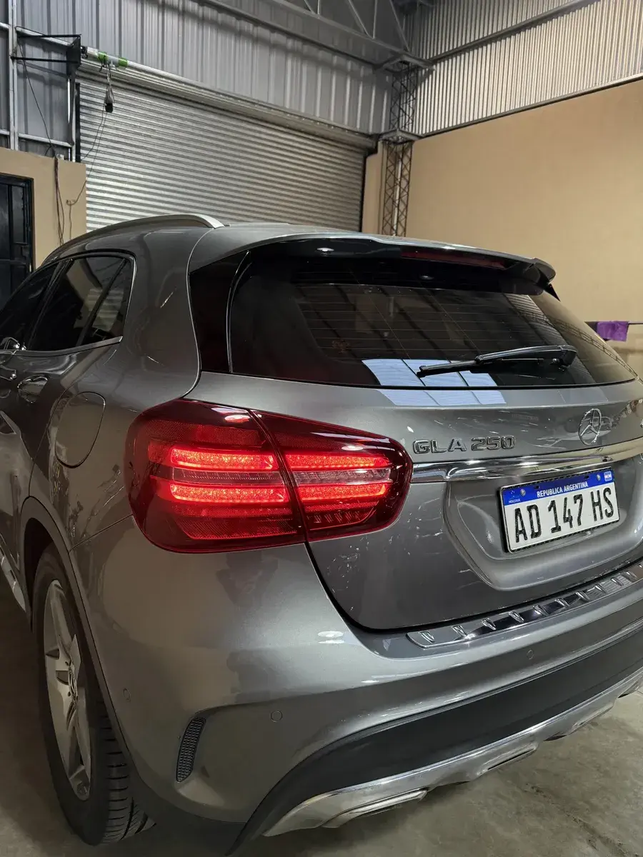 Mercedes-Benz Clase Gla 2.0 Gla250 Amg-Line 211Cv 2018 - foto 5
