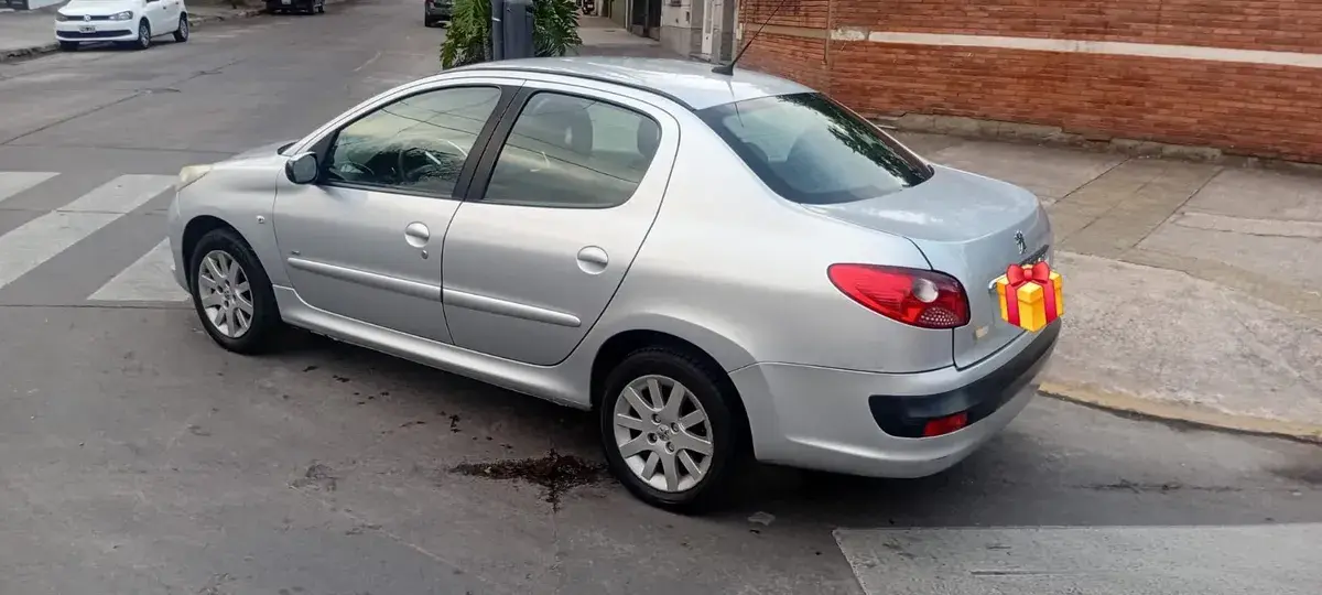 Peugeot 207 2.0 Sedan Xt Hdi 2011 - foto 4
