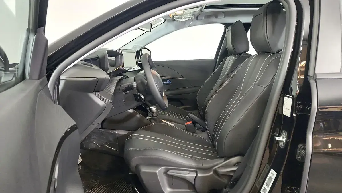 Peugeot 208 1.6L Feline Tiptronic 2023 - foto 3