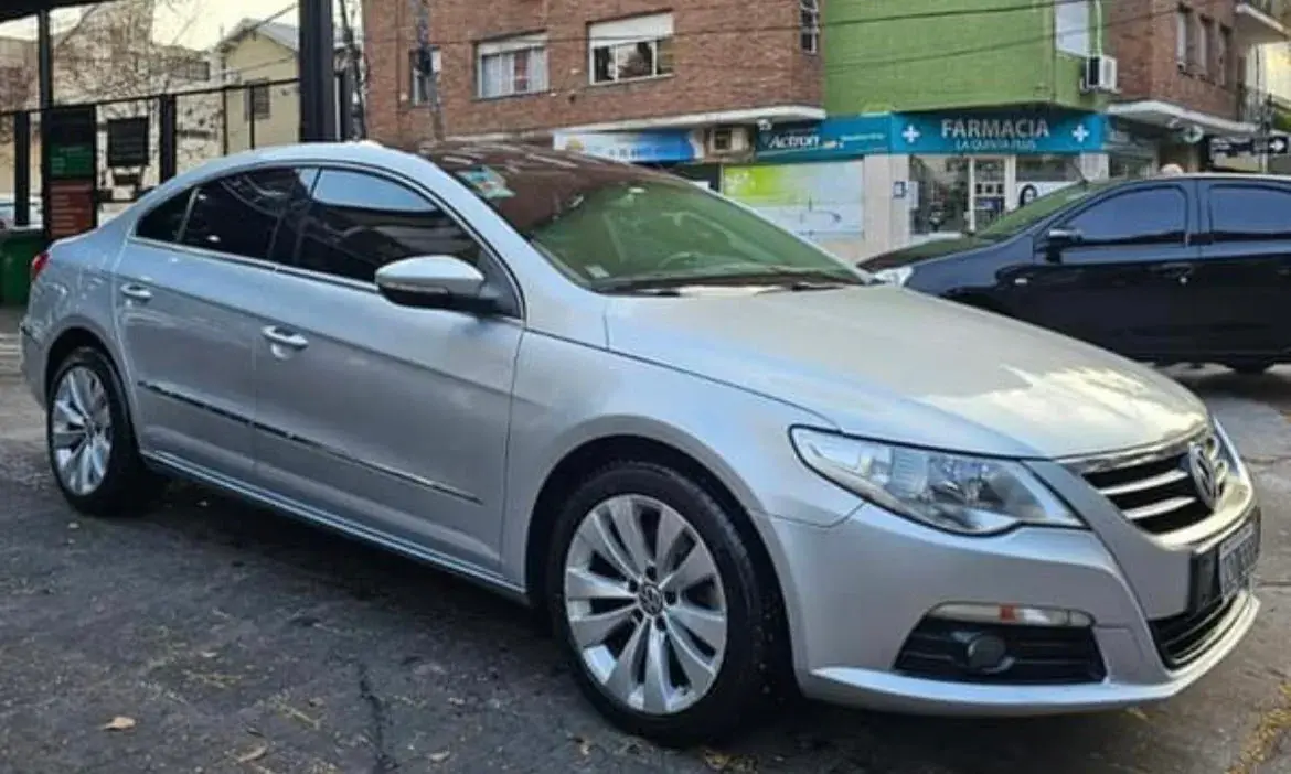 Volkswagen Cc 2.0 Tsi Advance Dsg 200Cv 2011 - foto 2