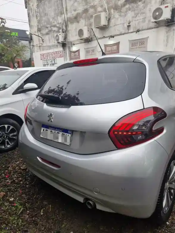 Peugeot 208 1.6 Feline 2020 - foto 3
