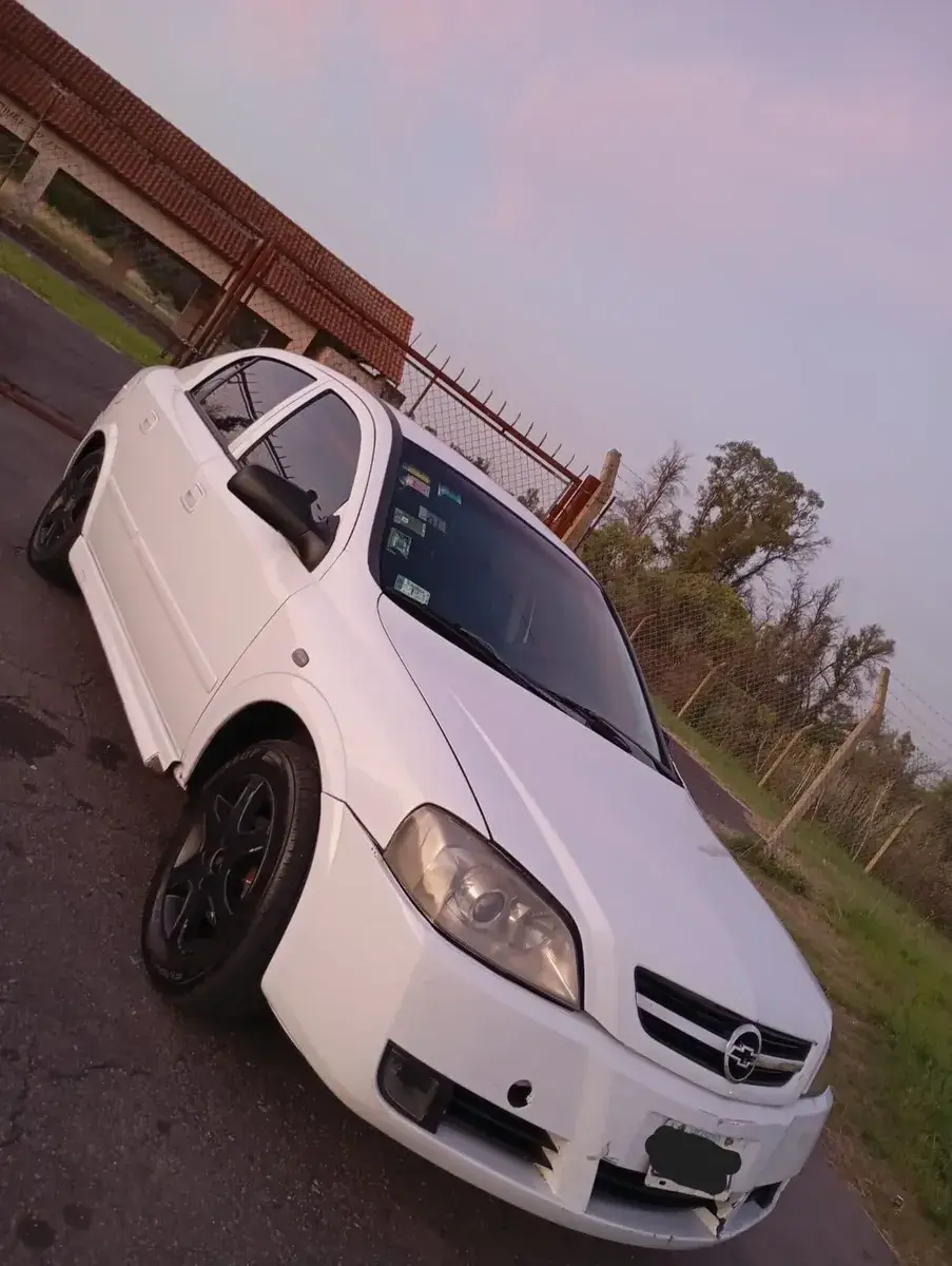 Chevrolet Astra 2.0 Gl 2005 - foto 2