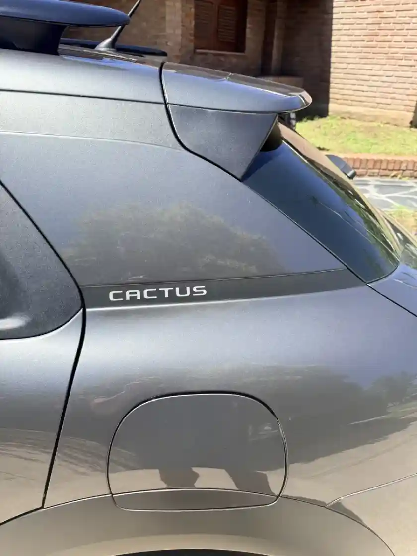 Citroën C4 Cactus 1.6 Thp 165 At6 Shine 2023 - foto 5