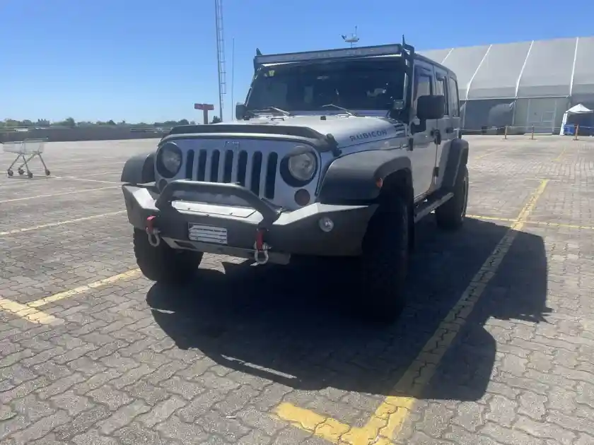 Jeep Wrangler 3.8 Sport Unlimited 199Cv Atx 2011 - foto 1