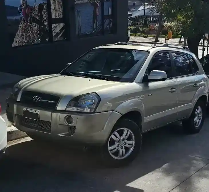 Hyundai Tucson 2.0 Crdi 4Wd Mt 6Abg 2008 - foto 1