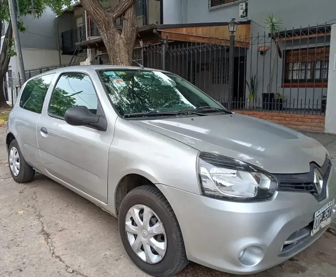 Renault Clio 1.2 Mio Confort Plus Abc 3P 2015 - foto 1