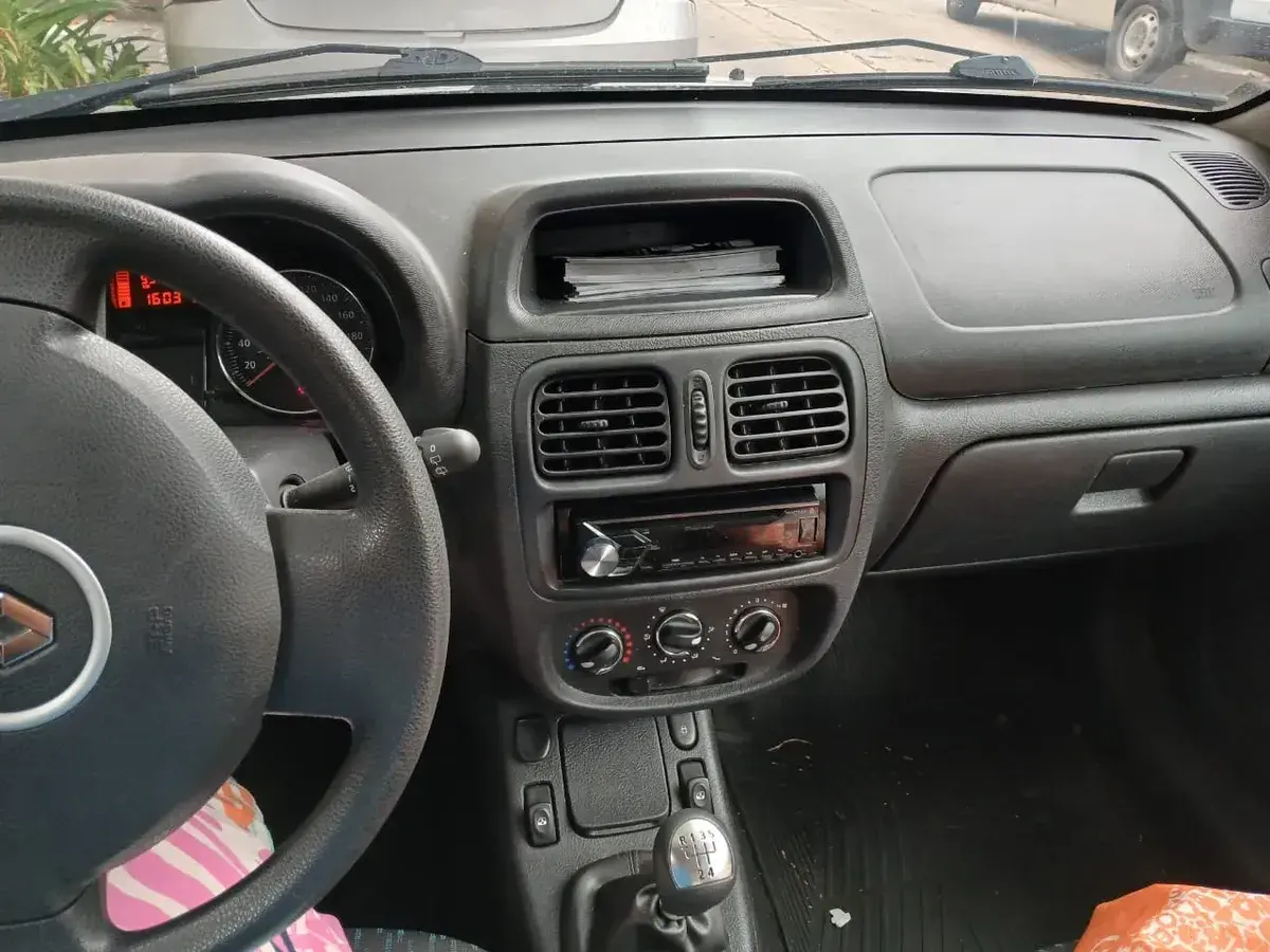 Renault Clio 1.2 Mio Confort Plus Abc 3P 2015 - foto 4