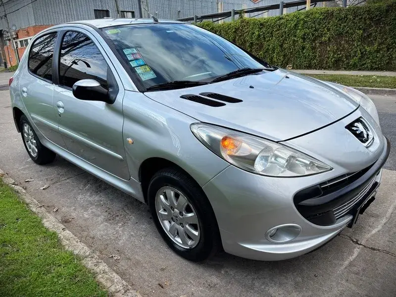 Peugeot 207 1.4 Xs 2011 - foto 2