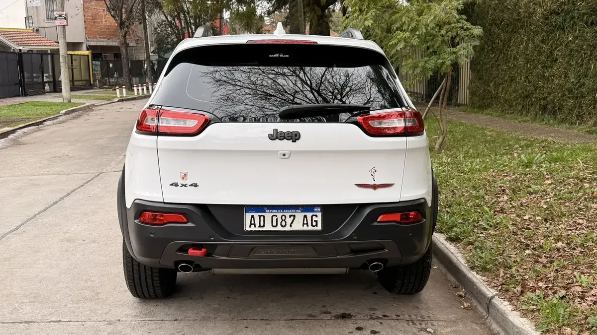 Jeep Cherokee 3.2 V6 Trailhawk 4X4 At 2018 - foto 4