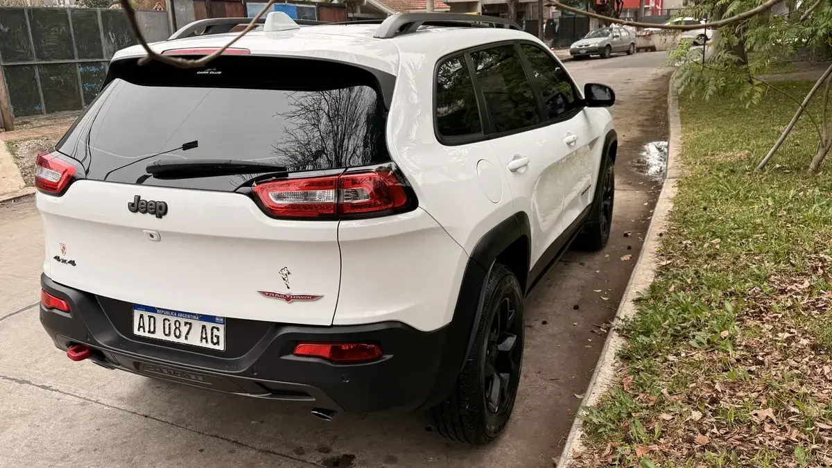 Jeep Cherokee 3.2 V6 Trailhawk 4X4 At 2018 - foto 5
