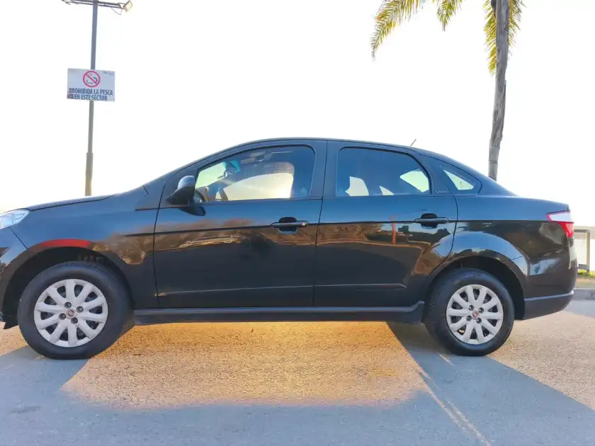 Fiat Grand Siena 1.4 Attractive 87Cv C/Pack Seguridad 2014 - foto 5