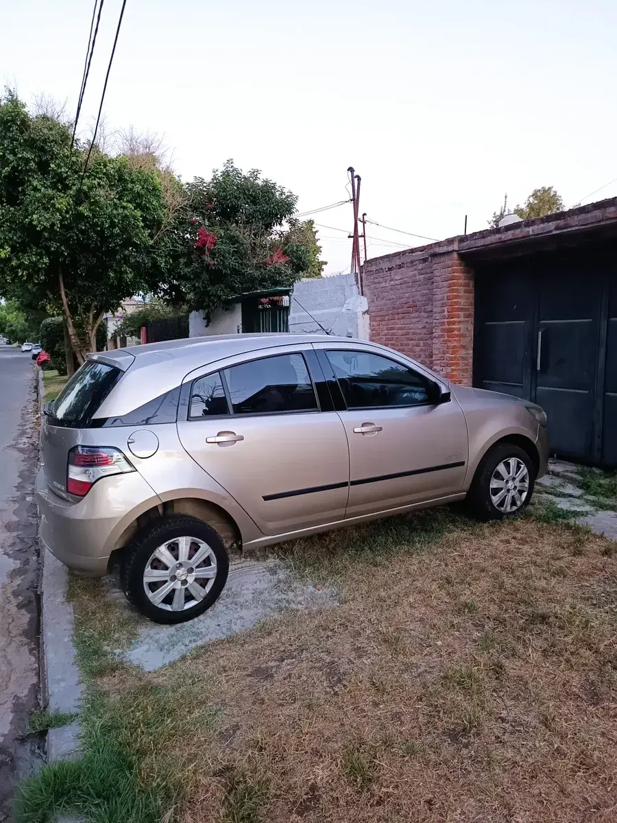 Chevrolet Agile 1.4 Ls Spirit 2013 - foto 2