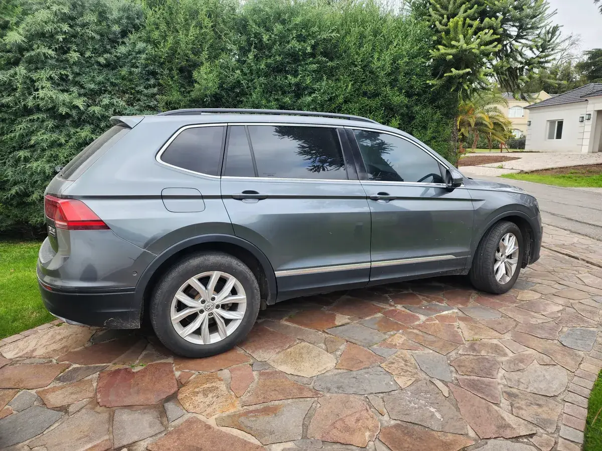 Volkswagen Tiguan Allspace 2.0 Tsi Comfortline Dsg 2019 - foto 2