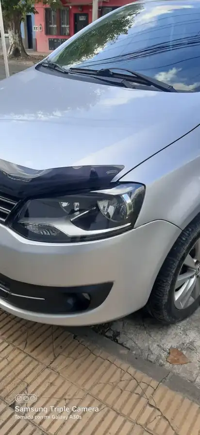 Volkswagen Suran 1.6 Highline 101Cv 11C 2011 - foto 2