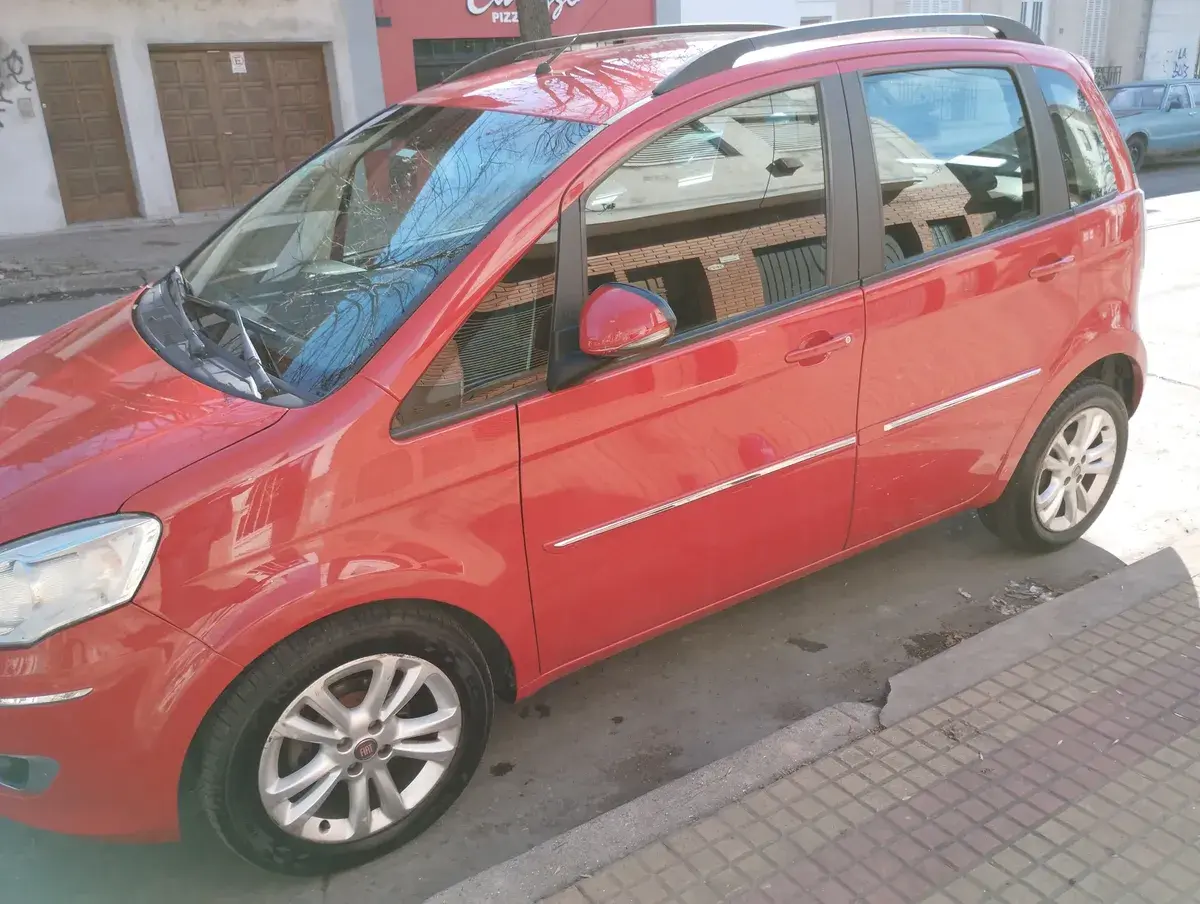Fiat Idea 1.6 Essence 115Cv C/Pack Top 2014 - foto 4