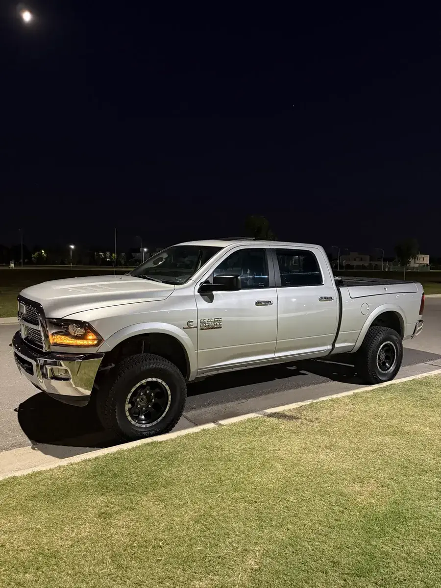 Ram 2500 6.7 Laramie I Atx 350Cv 4X4 2014 - foto 3