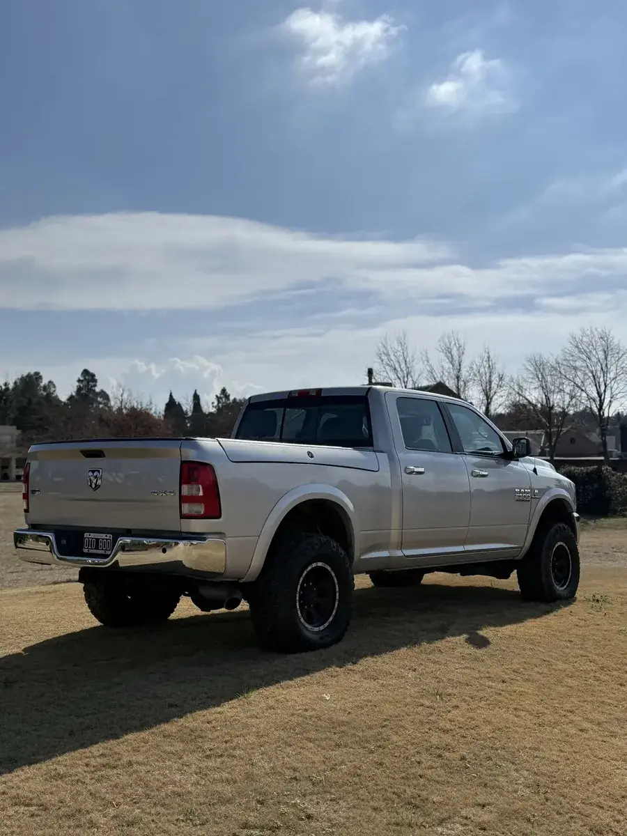 Ram 2500 6.7 Laramie I Atx 350Cv 4X4 2014 - foto 5