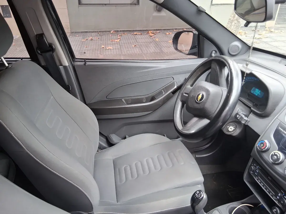 Chevrolet Agile 1.4 Ls Aa+Da+Mp3 2011 - foto 2