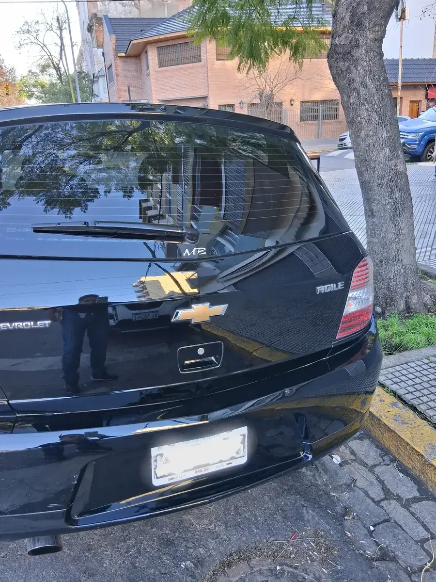 Chevrolet Agile 1.4 Ls Aa+Da+Mp3 2011 - foto 4