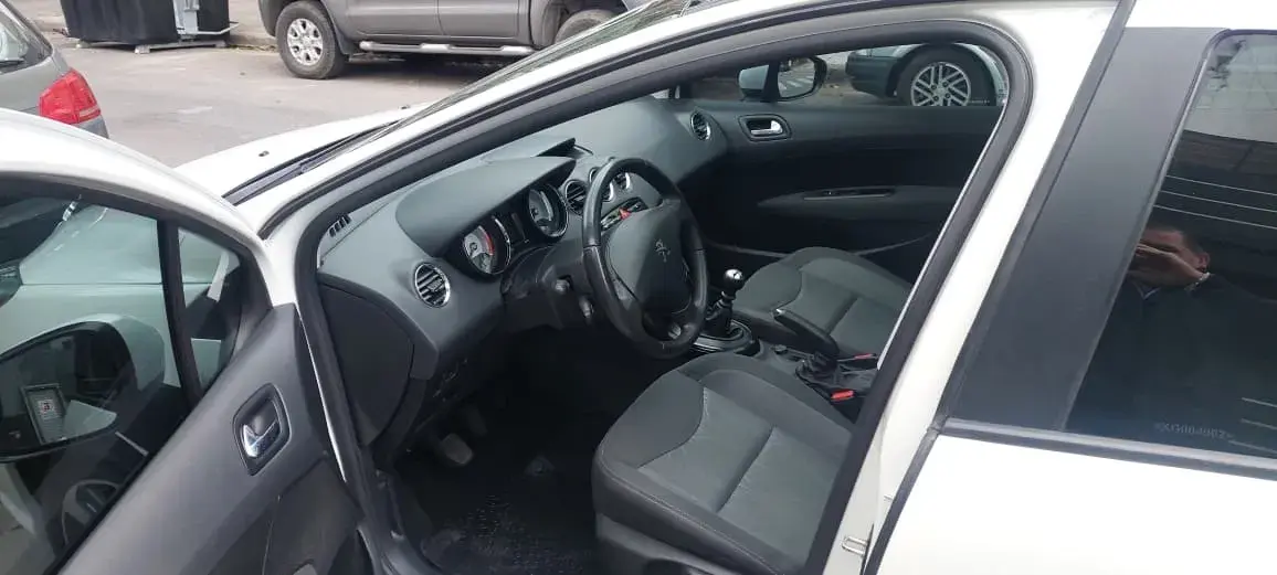 Peugeot 308 1.6 Allure Pack Hdi 115Cv 2019 - foto 5