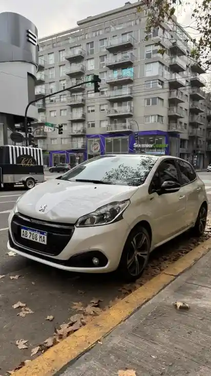 Peugeot 208 1.6 Gt Thp 2017 - foto 1