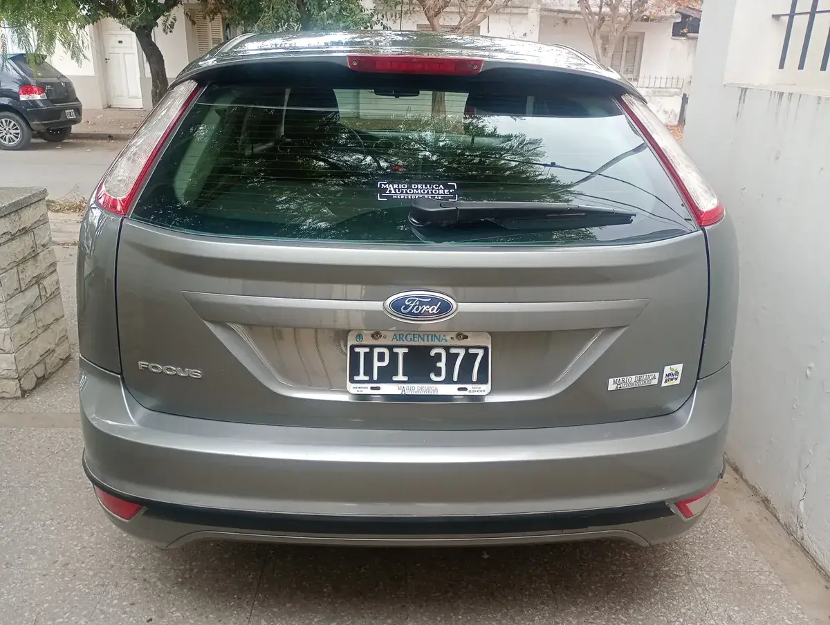 Ford Focus 2 2.0 Trend 2010 - foto 2