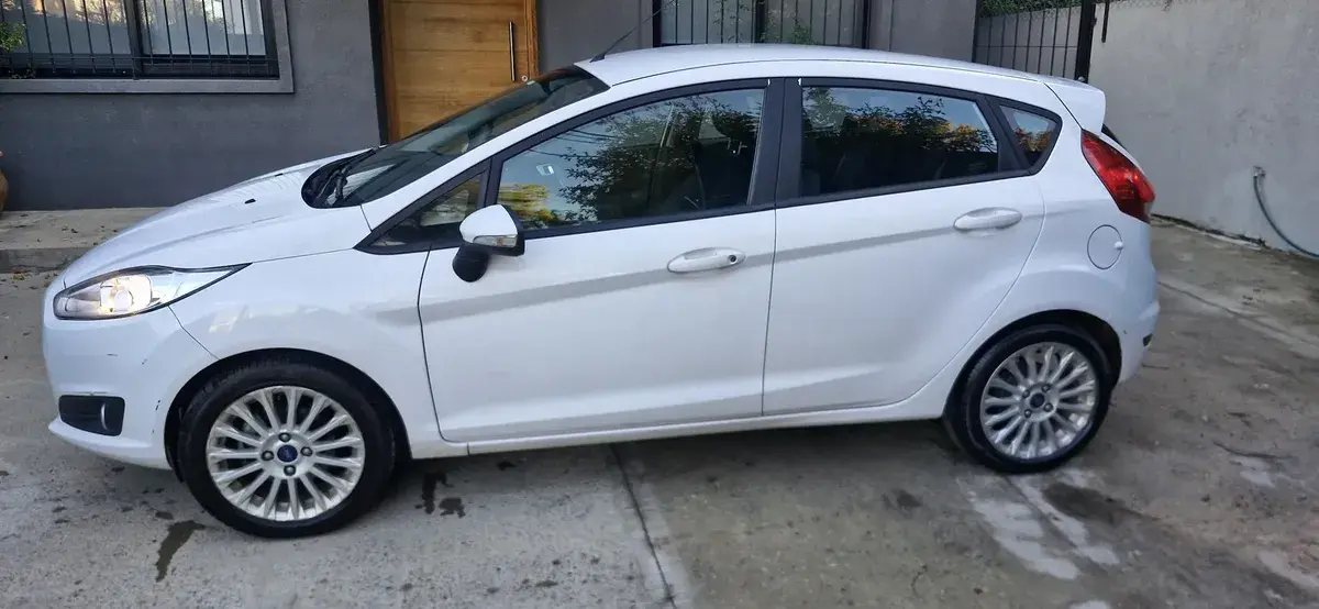 Ford Fiesta Kinetic Design 1.6 Se Powershift 120Cv 2017 - foto 2