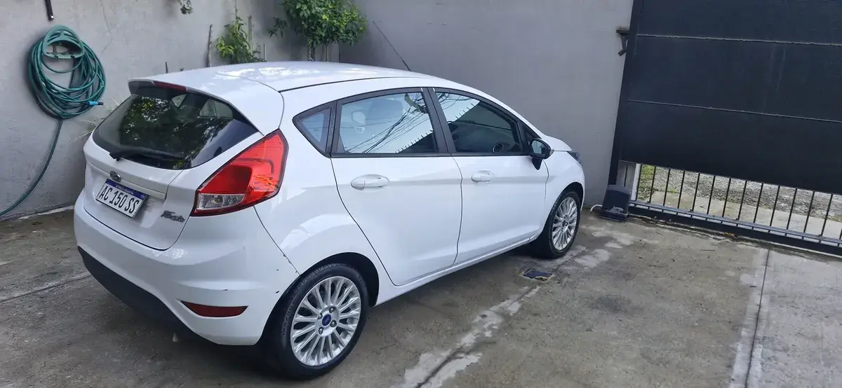Ford Fiesta Kinetic Design 1.6 Se Powershift 120Cv 2017 - foto 5