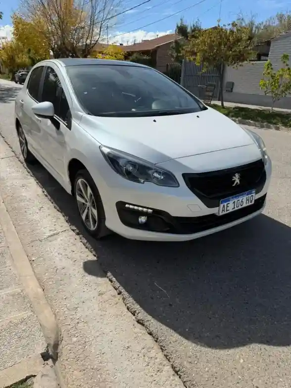 Peugeot 308 1.6 Feline Hdi 115Cv 2020 - foto 2
