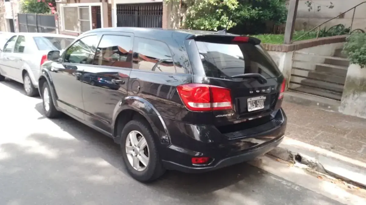 Dodge Journey 2.4 Se 170Cv Atx 2013 - foto 2