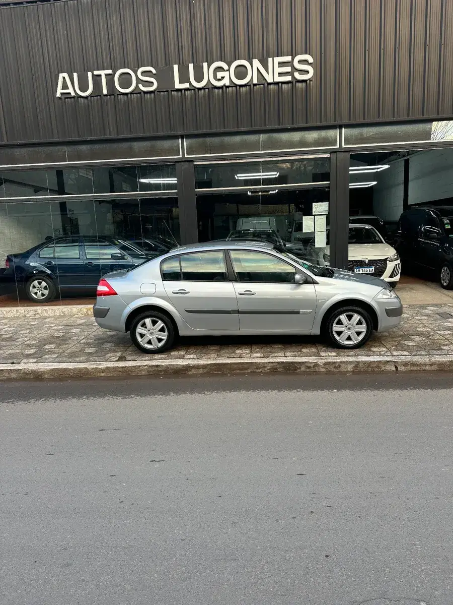 Renault Mégane Ii 2.0 Luxe 2007 - foto 2