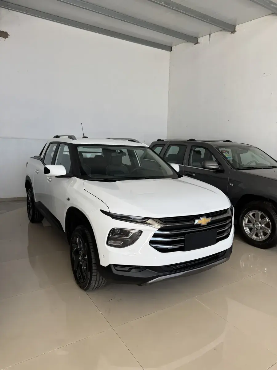 Chevrolet Montana 1.2 T Premier At 2025 - foto 3