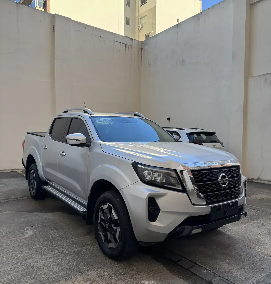 Nissan Frontier 2.3T Xe 4X2 At L22 2022 - foto 5