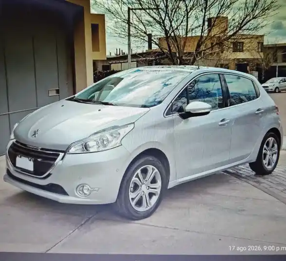 Peugeot 208 1.6 Feline Pack Cuir 2015 - foto 1