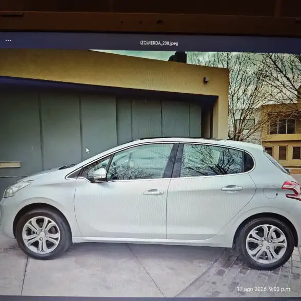 Peugeot 208 1.6 Feline Pack Cuir 2015 - foto 4