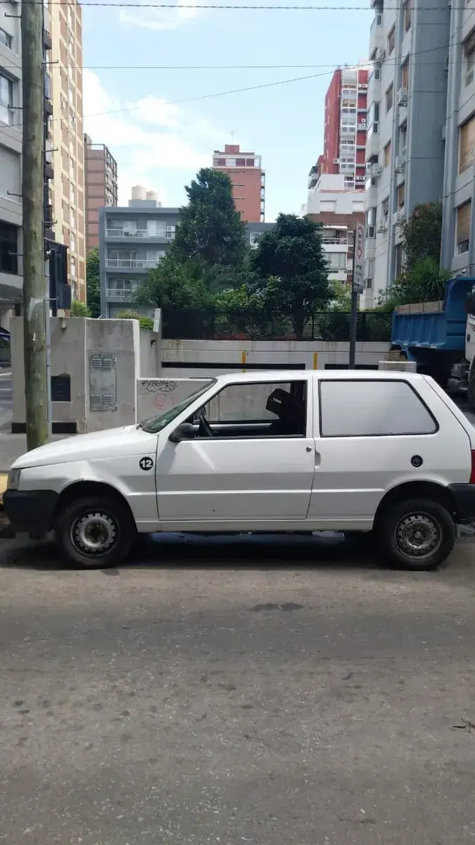 Fiat Uno Cargo 1.3 Fire 2013 - foto 2