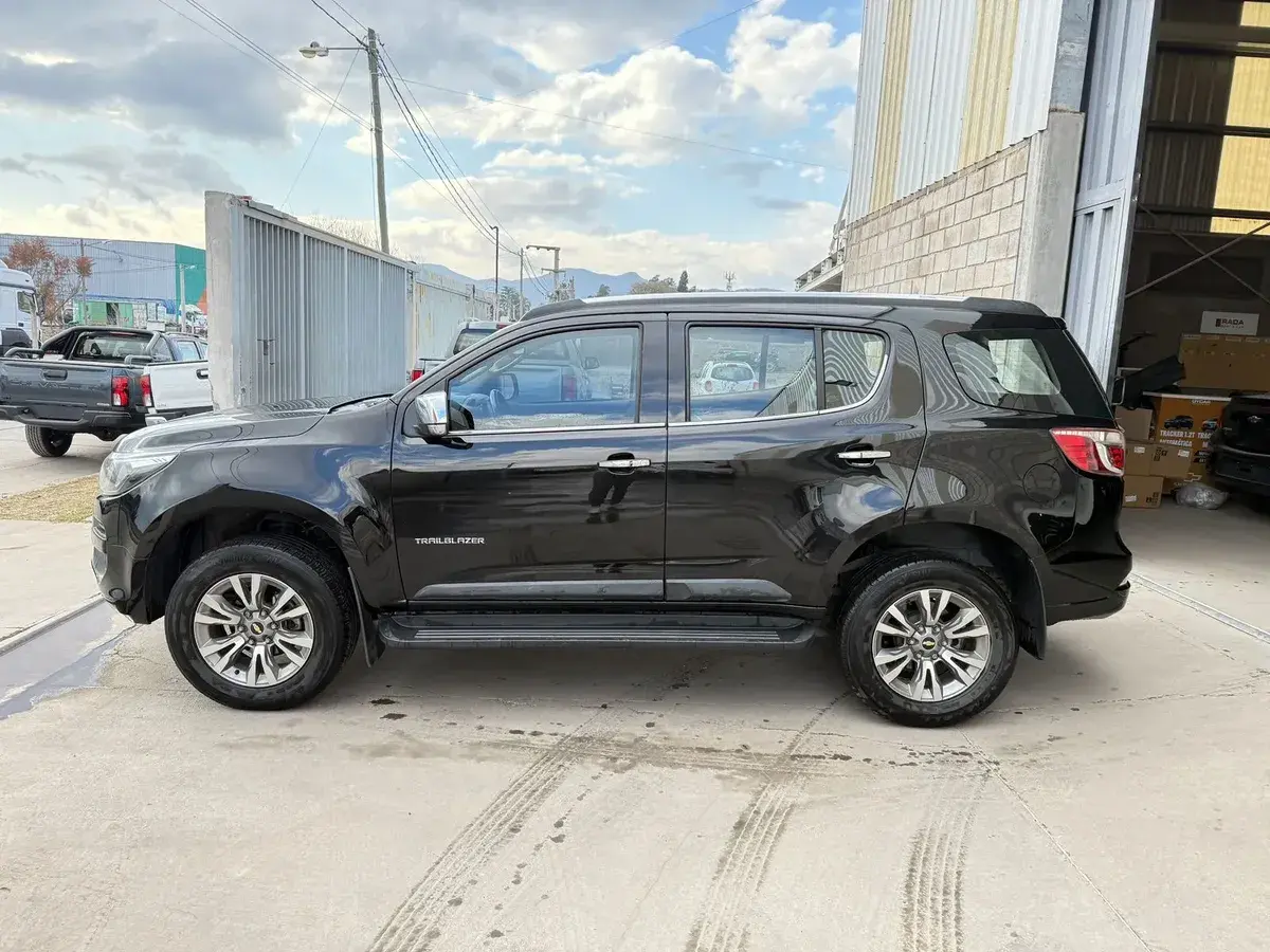 Chevrolet Trailblazer 2.8 Td Premier 200Cv 4X4 At 2020 - foto 2