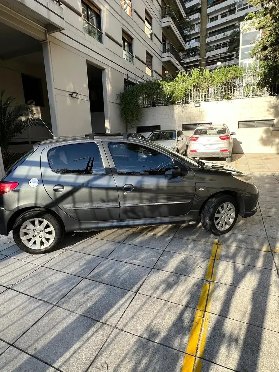Peugeot 207 Compact 1.6 Xt 2011 - foto 5