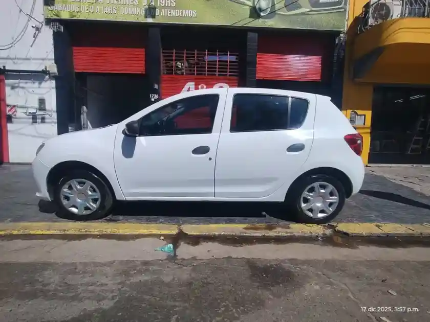 Renault Sandero 1.6 Authentique 90Cv Nac 2017 - foto 3