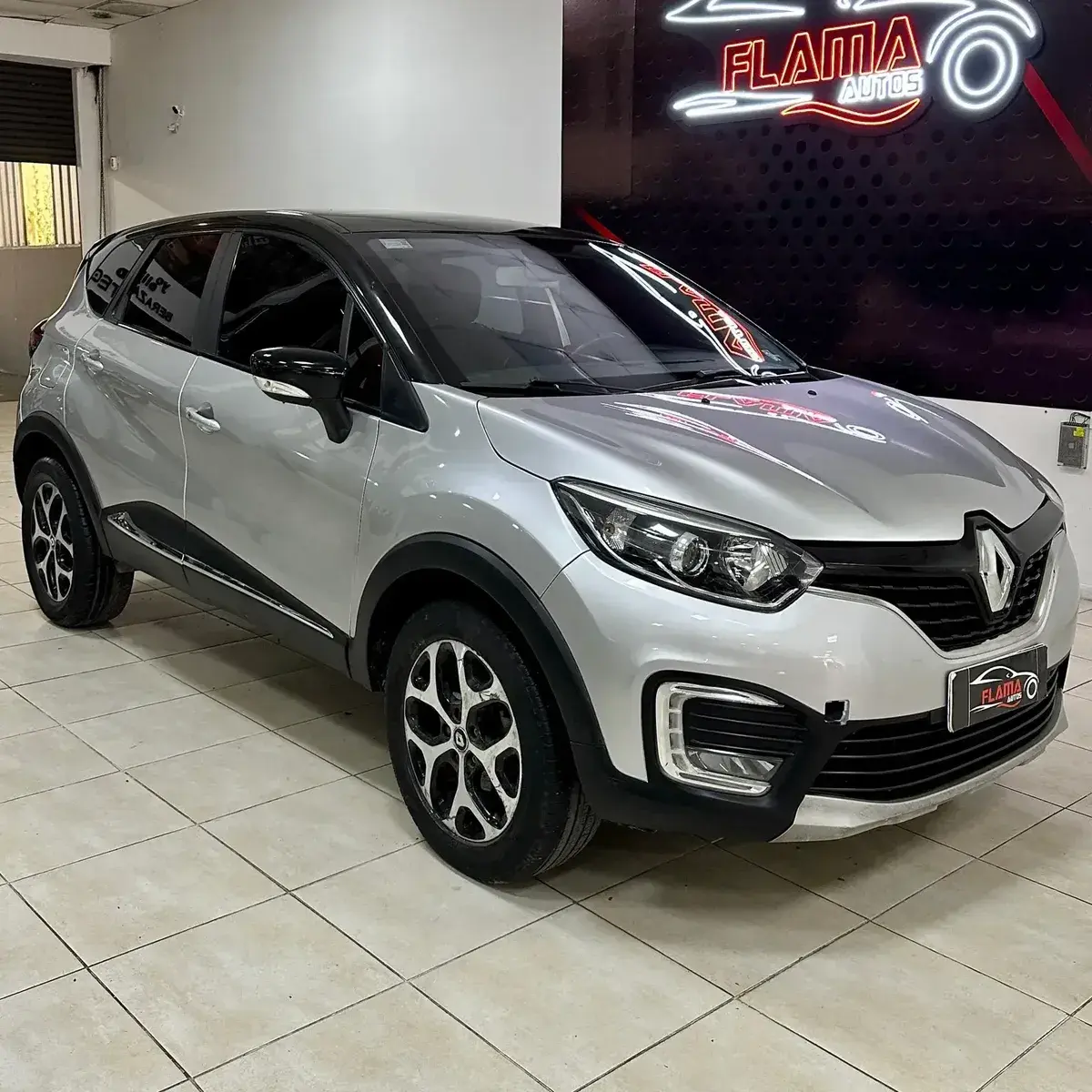 Renault Captur 2.0 Intens Manual 2017 - foto 1