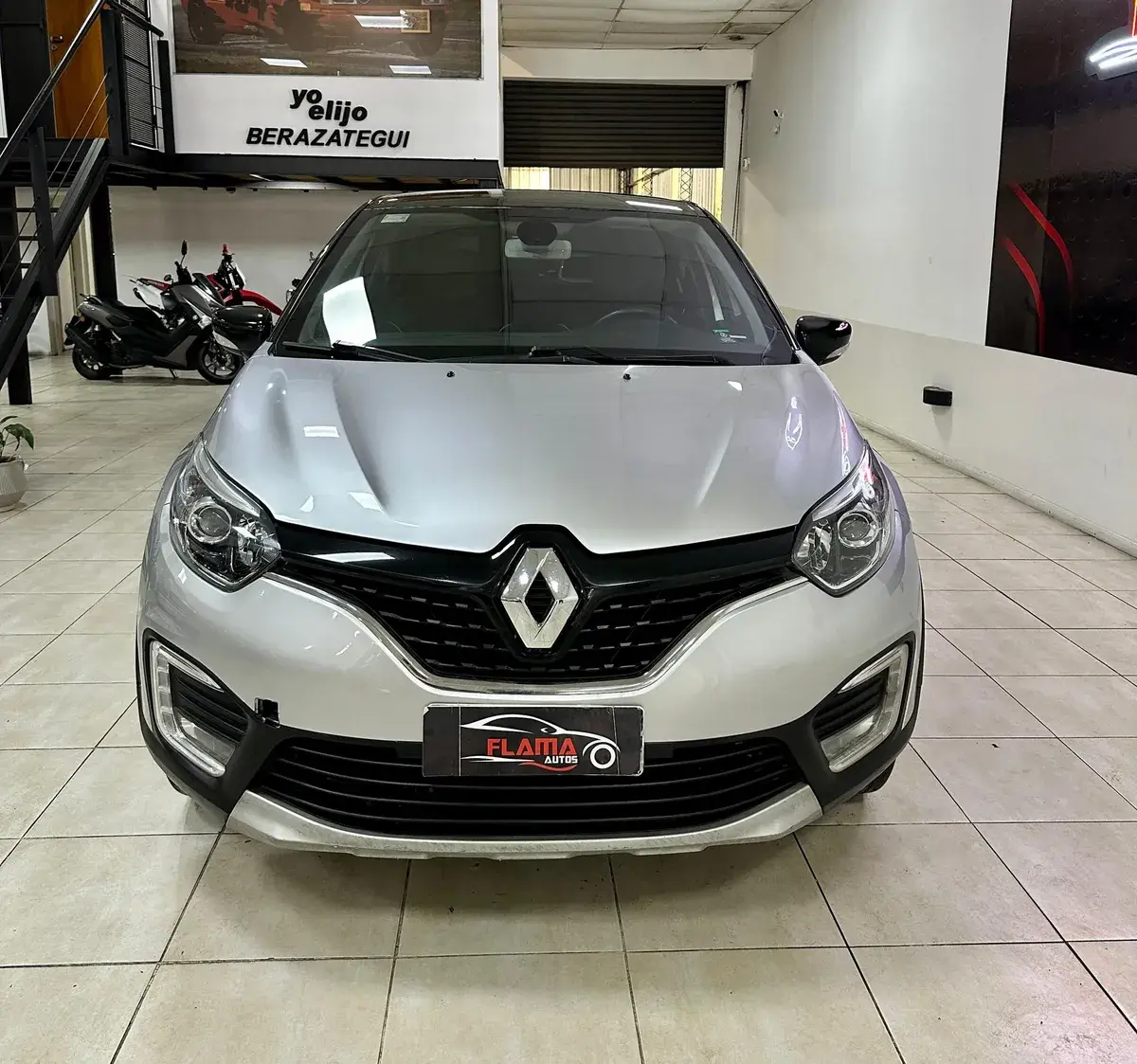 Renault Captur 2.0 Intens Manual 2017 - foto 3