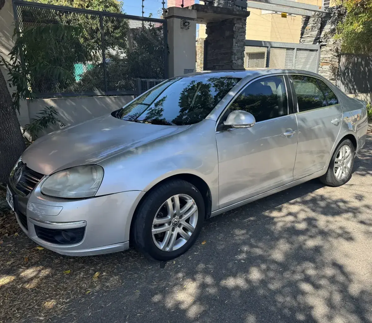 Volkswagen Vento 2.5 Advance Tiptronic 170Cv 2009 - foto 1