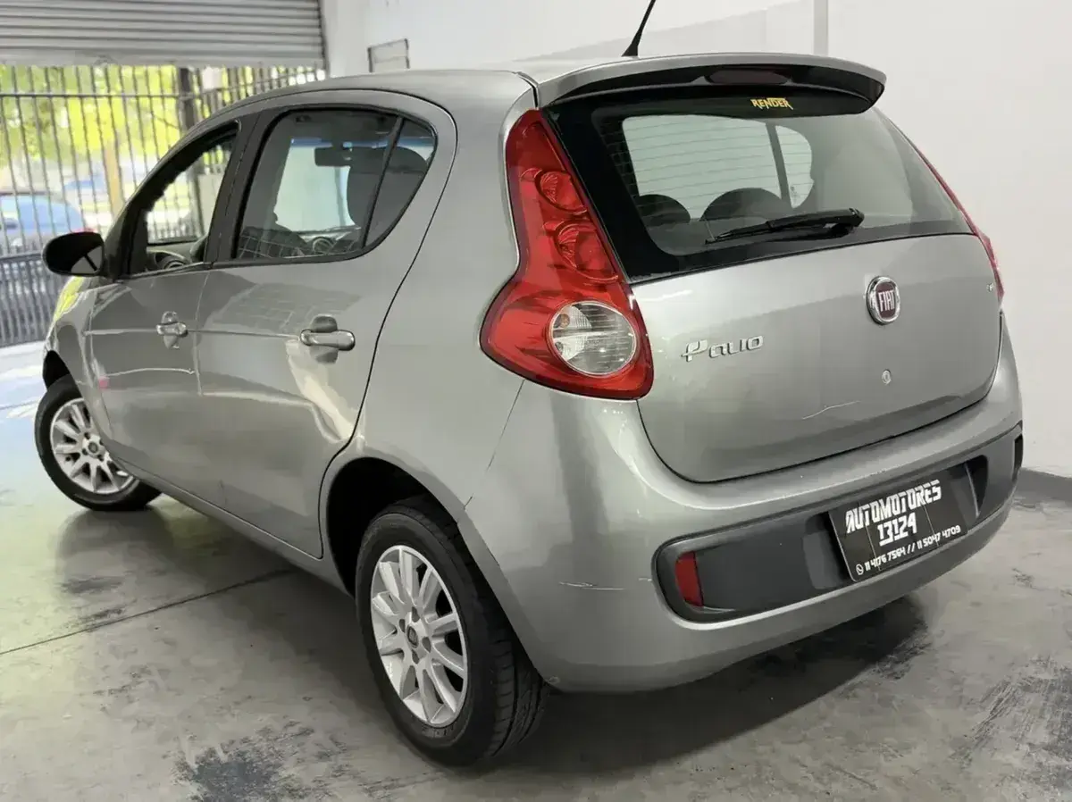 Fiat Palio 1.4 Attractive 85Cv C/Pack Seguridad 2014 - foto 2