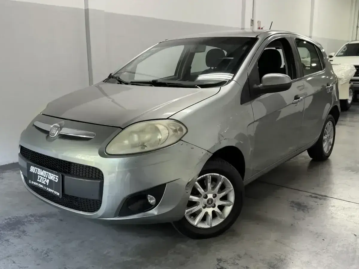 Fiat Palio 1.4 Attractive 85Cv C/Pack Seguridad 2014 - foto 4