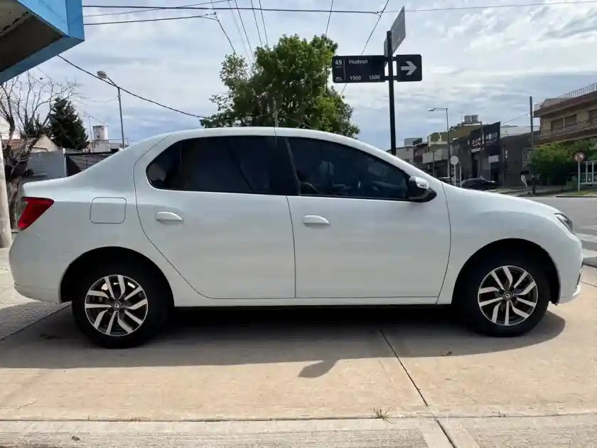 Renault Logan 1.6 16V Intense 2021 - foto 2
