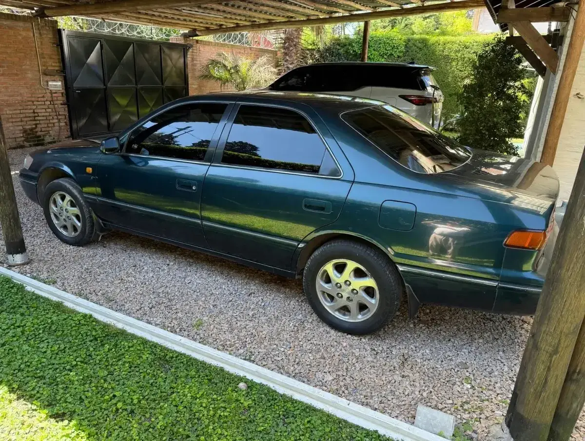 Toyota Camry 3.0 Gx  Automatico , Cuero 1998 - foto 2