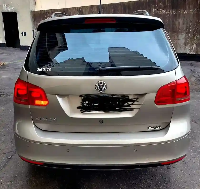 Volkswagen Suran 1.6 Highline 101Cv 2013 - foto 3